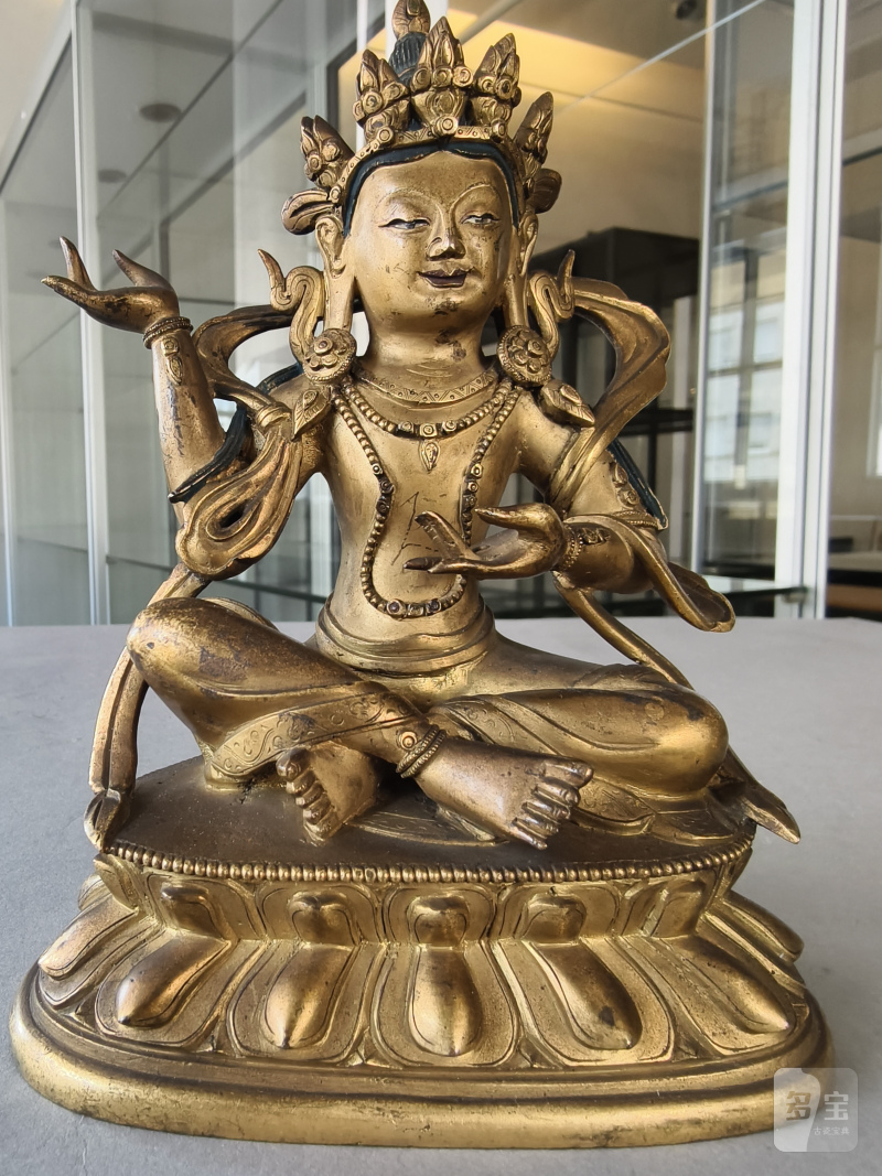 A gilt-bronze figure of a Bodhisattva - 图14